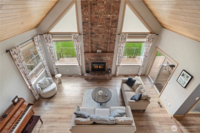 520 Grandview Drive, Sequim, WA 98382