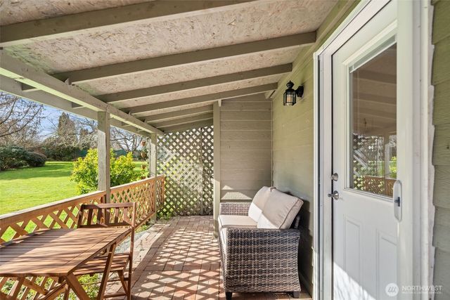 520 Grandview Drive, Sequim, WA 98382