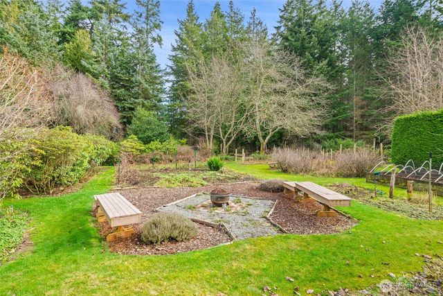 520 Grandview Drive, Sequim, WA 98382