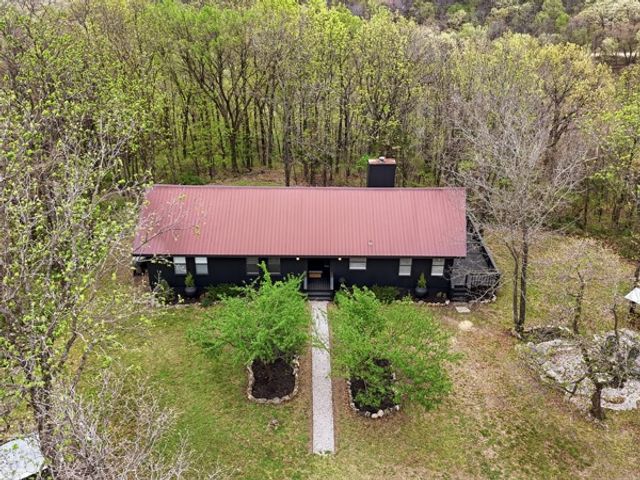 1830 County Road 246, Berryville, AR 72616