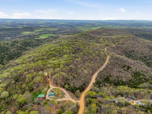 1830 County Road 246, Berryville, AR 72616