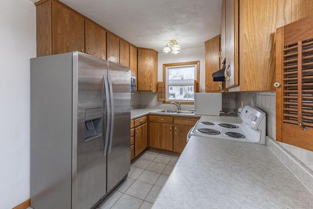 1111 pierce STREET, Onalaska, WI 54650