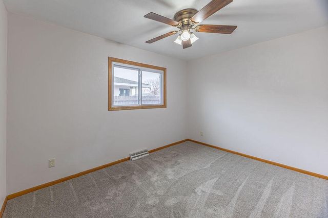 1111 pierce STREET, Onalaska, WI 54650