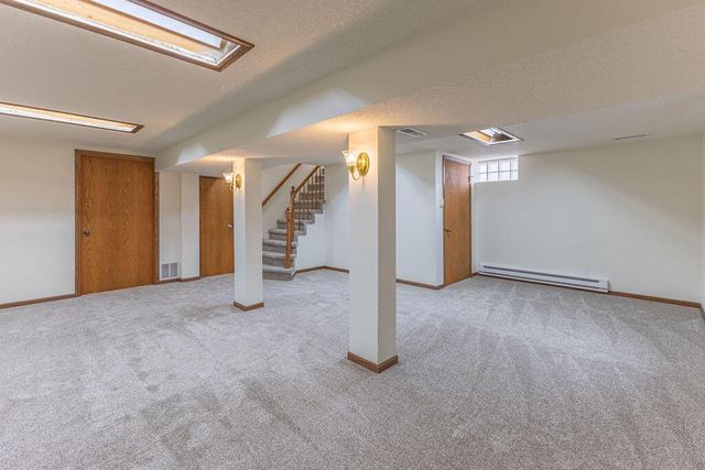 1111 pierce STREET, Onalaska, WI 54650