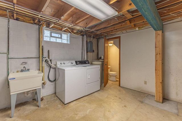 1111 pierce STREET, Onalaska, WI 54650