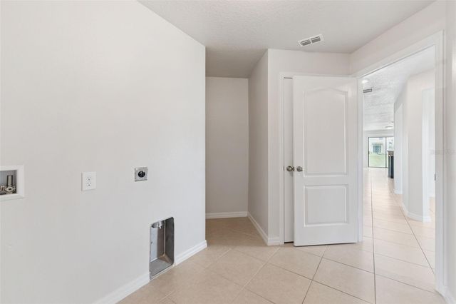 2447 CASPIAN DRIVE, Lakeland, FL 33805