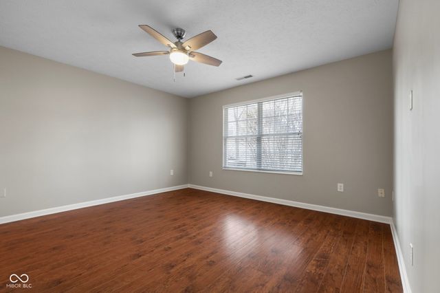 2712 Reflection Way, Greenwood, IN 46143