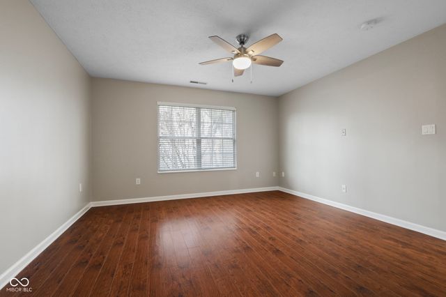 2712 Reflection Way, Greenwood, IN 46143