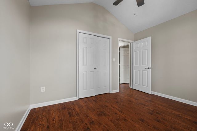 2712 Reflection Way, Greenwood, IN 46143