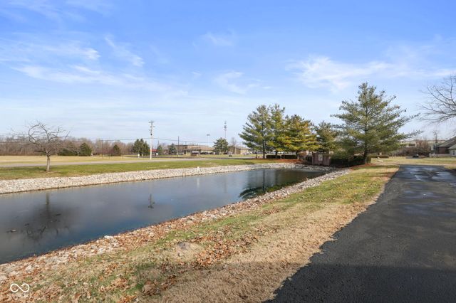 2712 Reflection Way, Greenwood, IN 46143