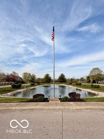 2712 Reflection Way, Greenwood, IN 46143