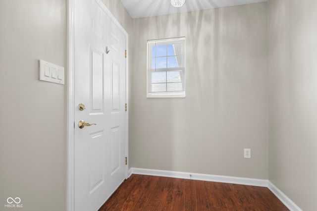 2712 Reflection Way, Greenwood, IN 46143