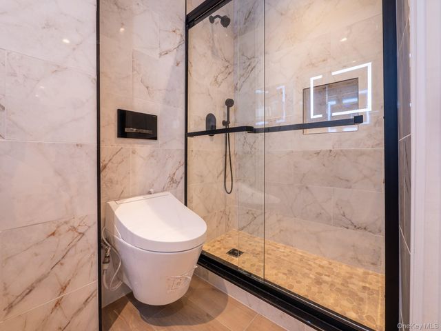 6961 180th Street, Fresh Meadows, NY 11365