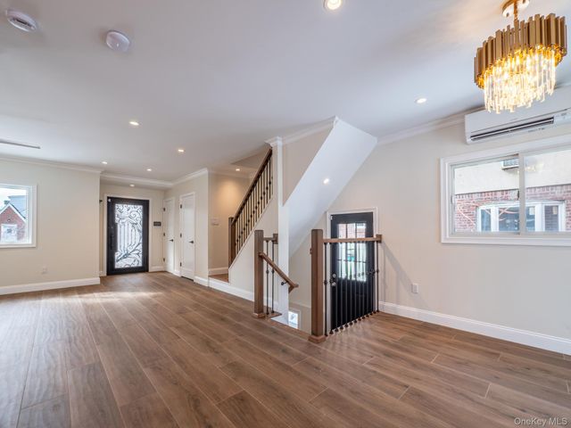 6961 180th Street, Fresh Meadows, NY 11365