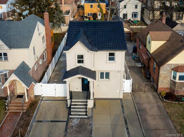 6961 180th Street, Fresh Meadows, NY 11365