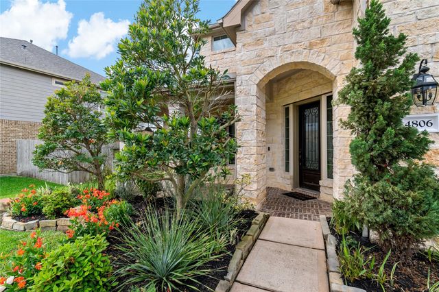 4806 Enchanted Springs Drive, Rosharon, TX 77583