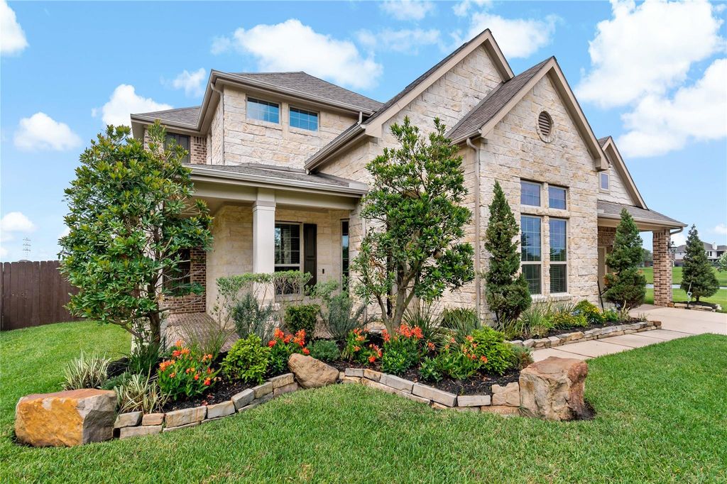 4806 Enchanted Springs Drive, Rosharon, TX 77583