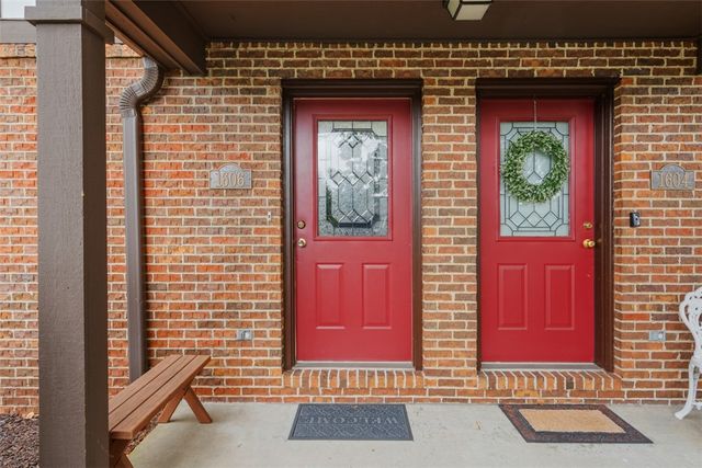 1606 Stone Mansion Drive, Franklin Park, PA 15143