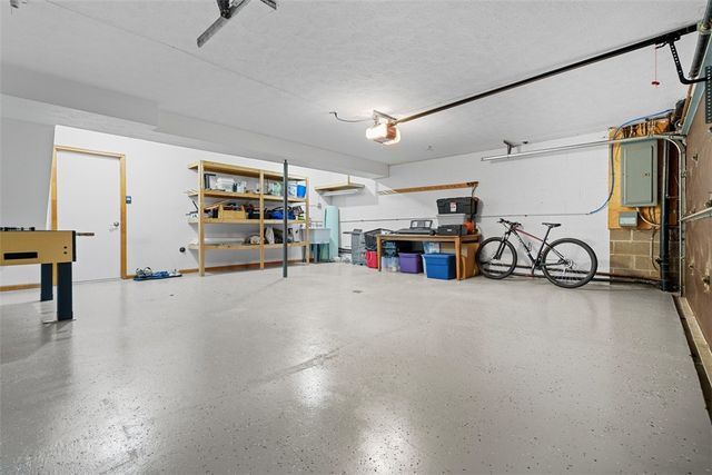 1606 Stone Mansion Drive, Franklin Park, PA 15143