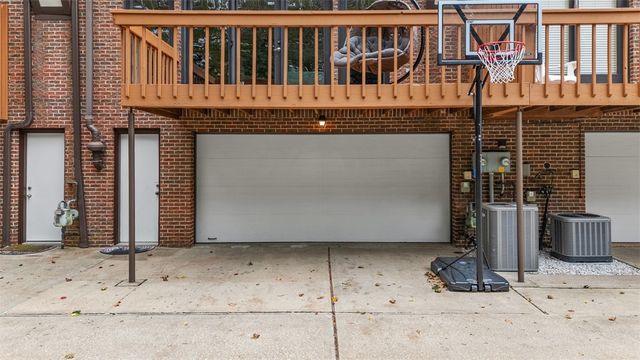 1606 Stone Mansion Drive, Franklin Park, PA 15143