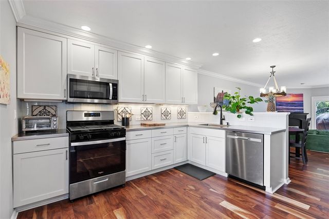 1606 Stone Mansion Drive, Franklin Park, PA 15143