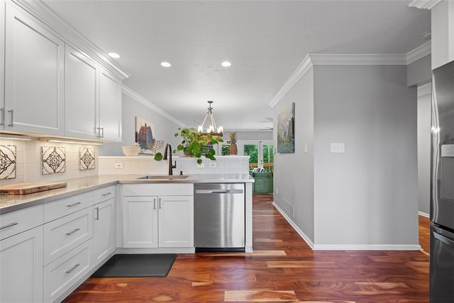 1606 Stone Mansion Drive, Franklin Park, PA 15143