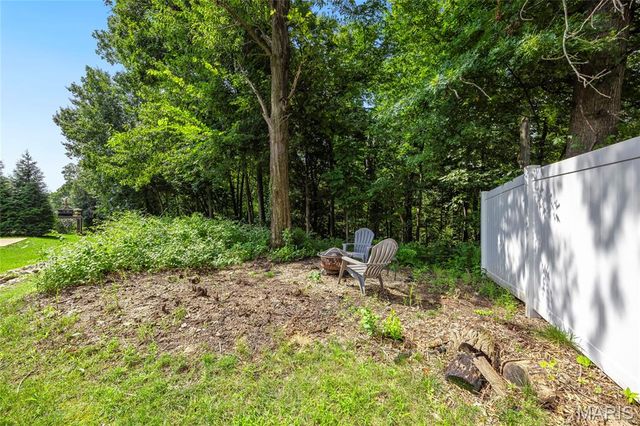 1347 Parkview Estates Drive, Ellisville, MO 63021