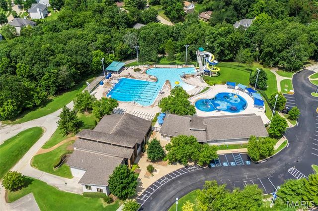 1347 Parkview Estates Drive, Ellisville, MO 63021