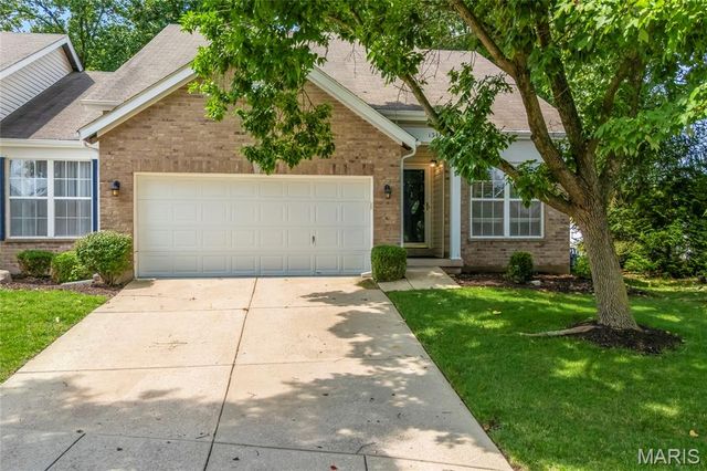 1347 Parkview Estates Drive, Ellisville, MO 63021