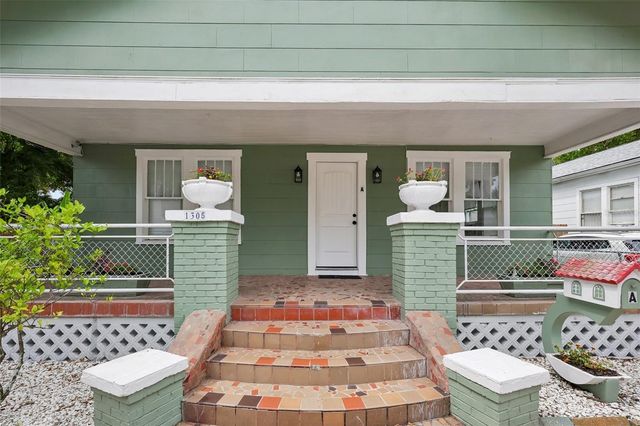 1305 E 17TH AVENUE, Tampa, FL 33605
