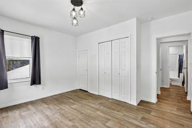 1305 E 17TH AVENUE, Tampa, FL 33605