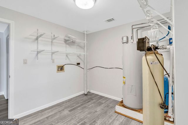 357 Johns Way, Talking Rock, GA 30175