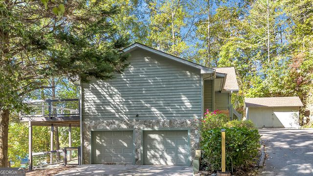 357 Johns Way, Talking Rock, GA 30175