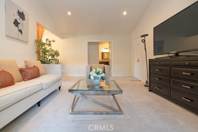 226 Springview, Irvine, CA 92620