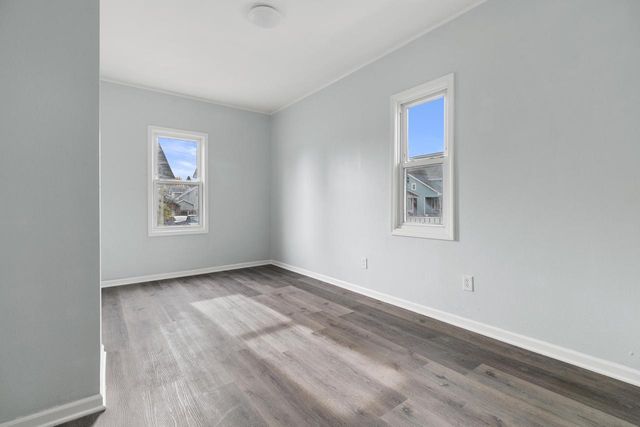 2300 Victoria DRIVE, Racine, WI 53403