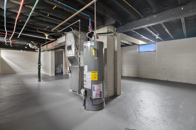 2300 Victoria DRIVE, Racine, WI 53403