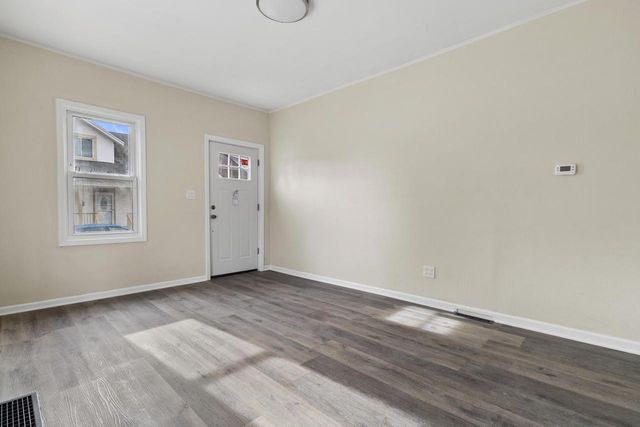 2300 Victoria DRIVE, Racine, WI 53403