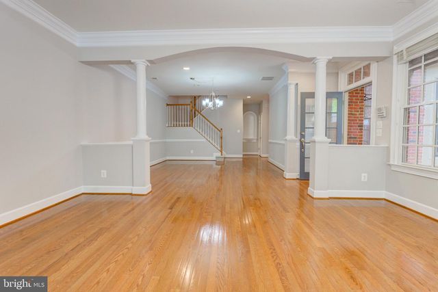 904 OAK KNOLL TER, Rockville, MD 20850