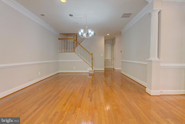 904 OAK KNOLL TER, Rockville, MD 20850