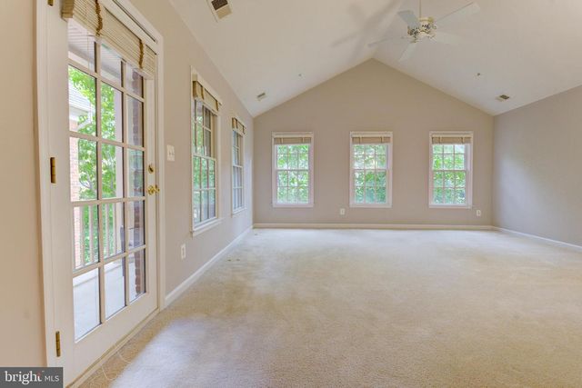 904 OAK KNOLL TER, Rockville, MD 20850