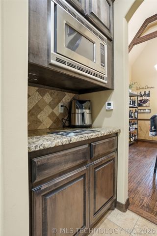 304 S 76th Street, Broken Arrow, OK 74014