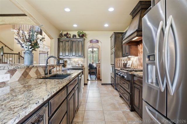 304 S 76th Street, Broken Arrow, OK 74014