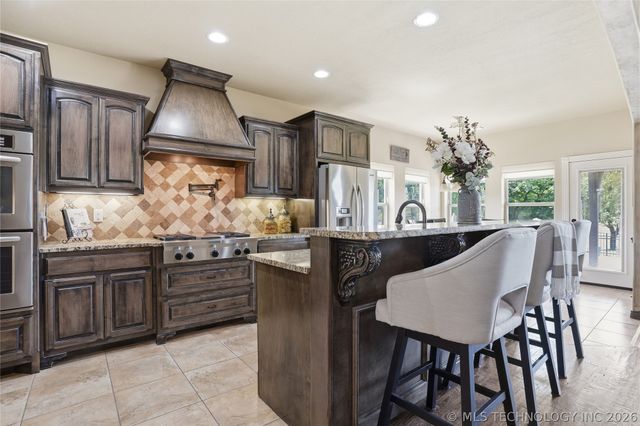 304 S 76th Street, Broken Arrow, OK 74014