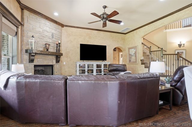 304 S 76th Street, Broken Arrow, OK 74014