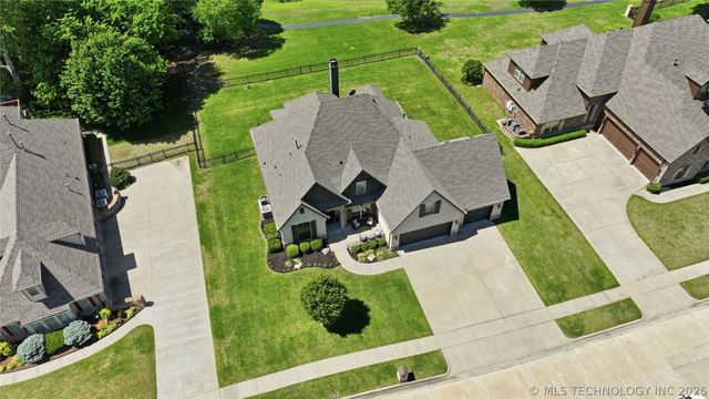304 S 76th Street, Broken Arrow, OK 74014
