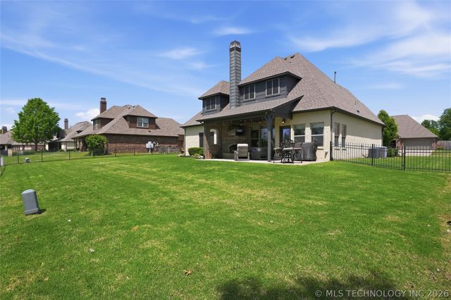 304 S 76th Street, Broken Arrow, OK 74014