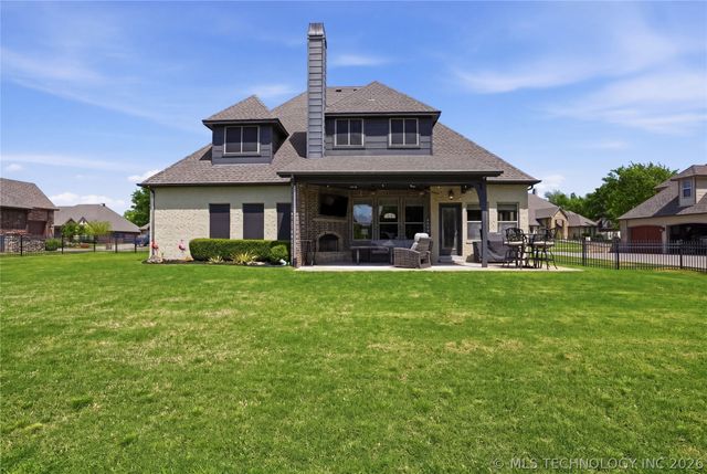 304 S 76th Street, Broken Arrow, OK 74014