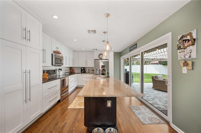 205 MIRAMAR ROAD, Lakeland, FL 33803