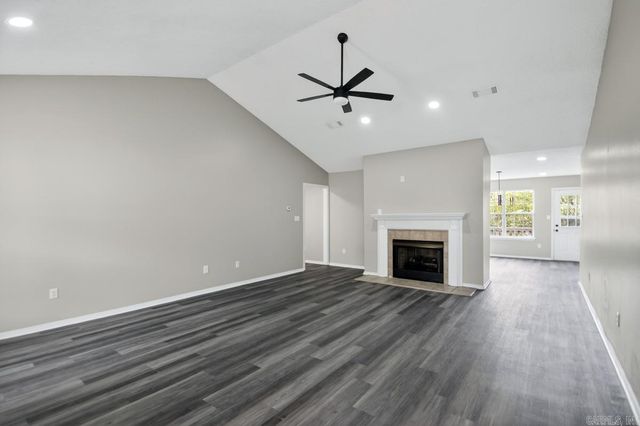 13615 Carrington Place Dr, Alexander, AR 72002