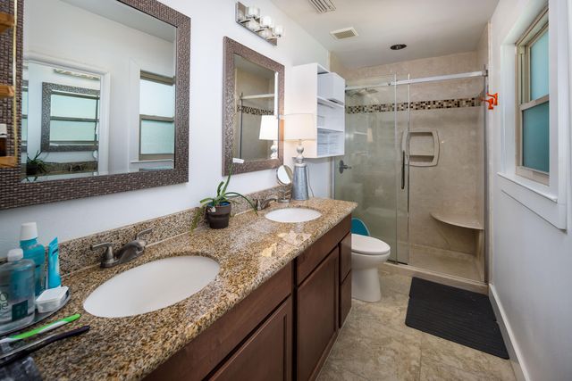 327 NE Yacht Club Drive, Fort Walton Beach, FL 32548